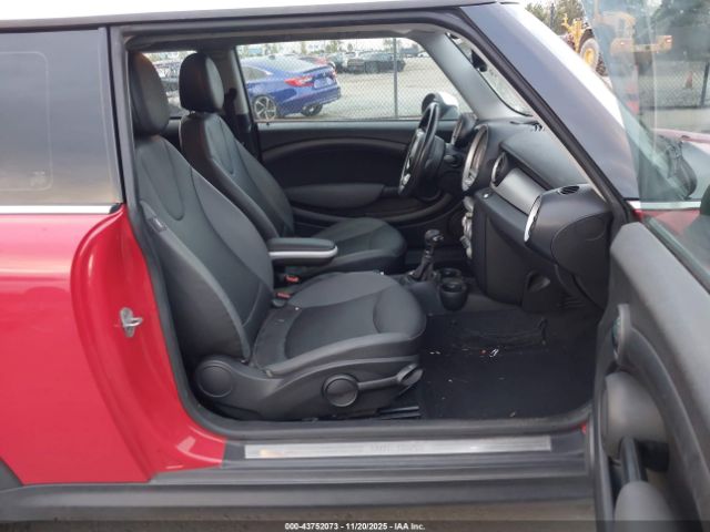 2009 MINI COOPER WMWMF33579TW79816 Photo 4