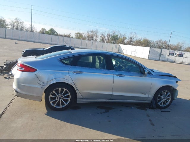 Ford Fusion Energi Se Luxury 2017 3FA6P0PU3HR105843 Image 14