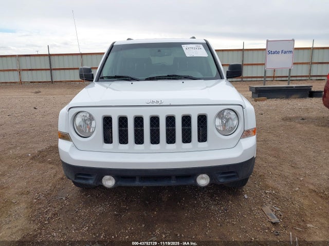1C4NJPBA8GD732560 Jeep Patriot Sport