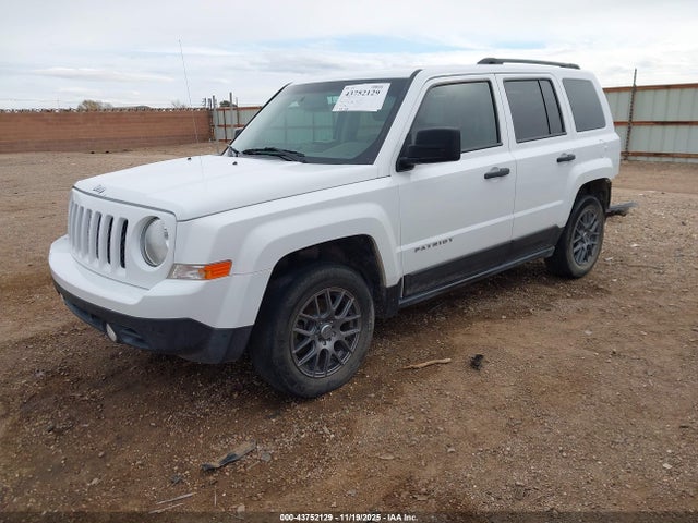 1C4NJPBA8GD732560 Jeep Patriot Sport