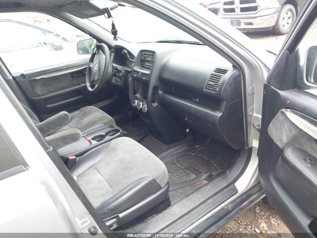 2002 HONDA CR-V JHLRD78872C059663 Photo 4