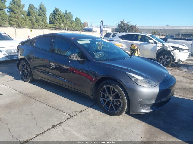 2021 TESLA MODEL 3 5YJ3E1EB5MF009217 Photo 0