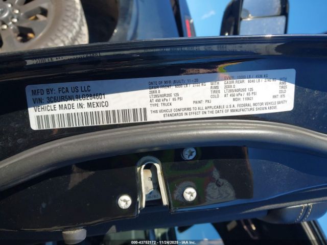 2020 RAM 2500 3C6UR5NL9LG284601 Photo 8