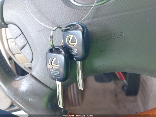 2002 LEXUS LS 430 JTHBN30FX20076097 Photo 10