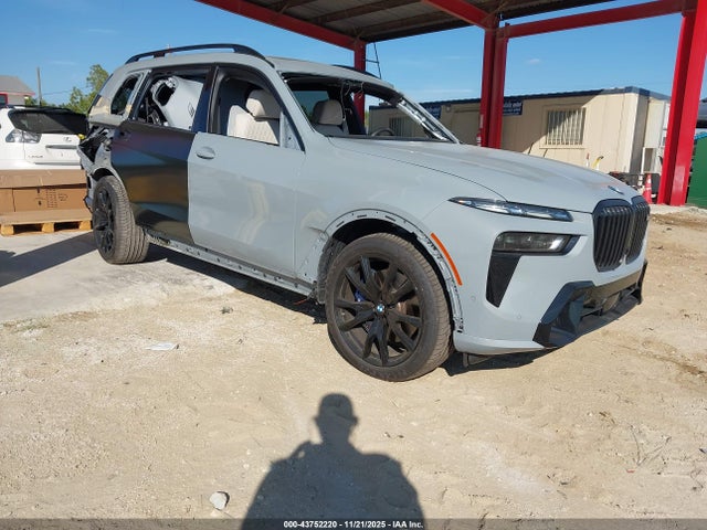2024 BMW X7 5UX33EM00R9V47434