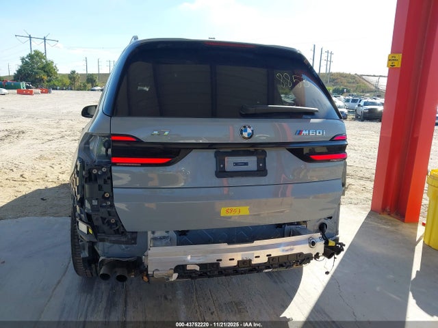 2024 BMW X7 5UX33EM00R9V47434 Photo 5