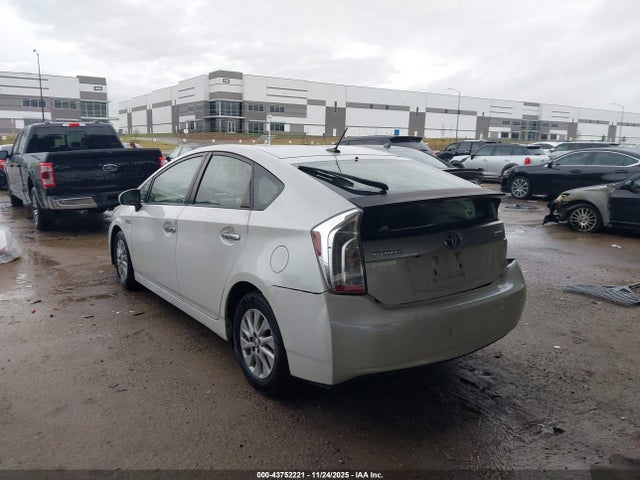 2013 TOYOTA PRIUS PLUG-IN JTDKN3DP5D3034409 Photo 2