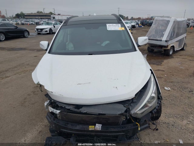 5XYZUDLB7HG445566 Hyundai Santa Fe Sport 2.4l
