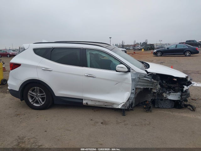 5XYZUDLB7HG445566 Hyundai Santa Fe Sport 2.4l