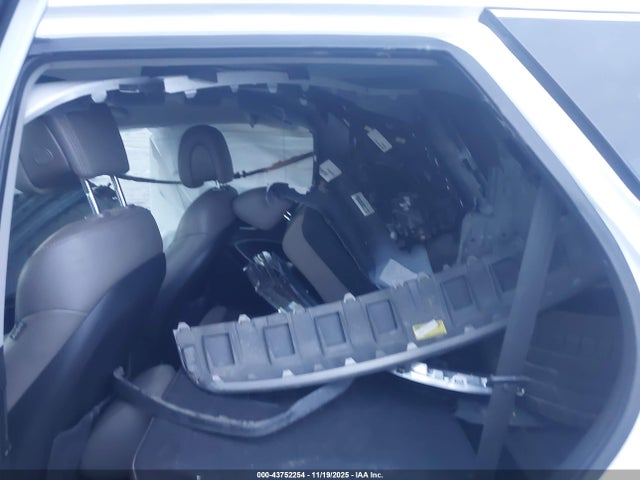 5XYZUDLB7HG445566 Hyundai Santa Fe Sport 2.4l