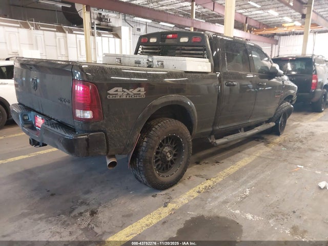 3C6UR5FL3JG142904 RAM 2500 Laramie 4x4 6&#039;4 Box