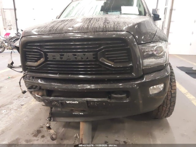 3C6UR5FL3JG142904 RAM 2500 Laramie 4x4 6&#039;4 Box