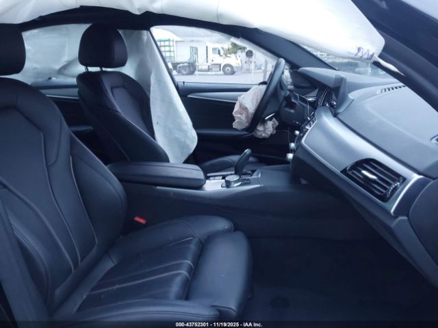 2019 BMW 530E WBAJA9C51KB388843 Photo 4
