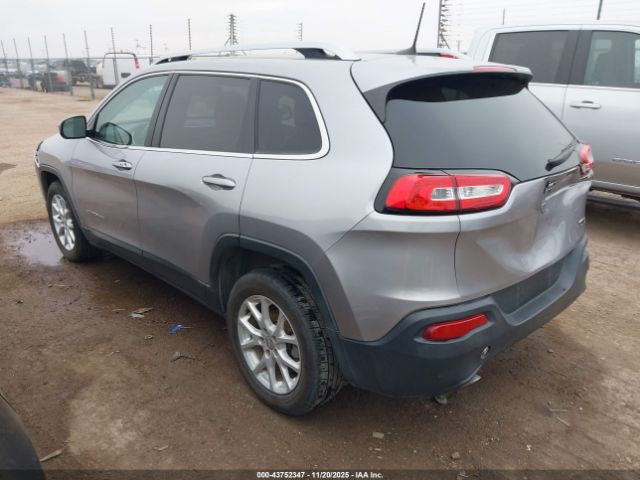 2018 JEEP CHEROKEE 1C4PJLLB8JD605114 Photo 2