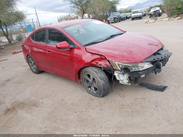 2019 5NPD84LF0KH464915 main image