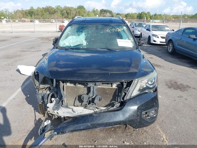 5N1DR2MNXJC606281 Nissan Pathfinder S