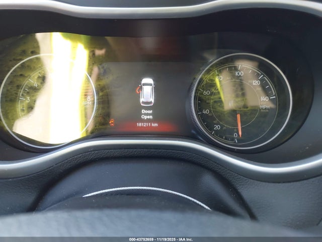 Aukcja sprzedaży 2016 Jeep Cherokee Trailhawk, vin: 1C4PJMBS5GW123544, numer aukcji: 43752659