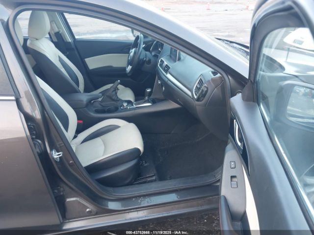 2016 MAZDA MAZDA3 JM1BM1N37G1297424 Photo 4