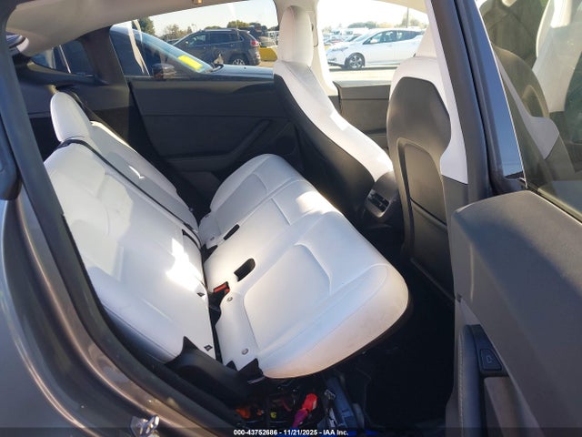 2025 TESLA MODEL Y 7SAYGDEEXSF265767 Photo 7