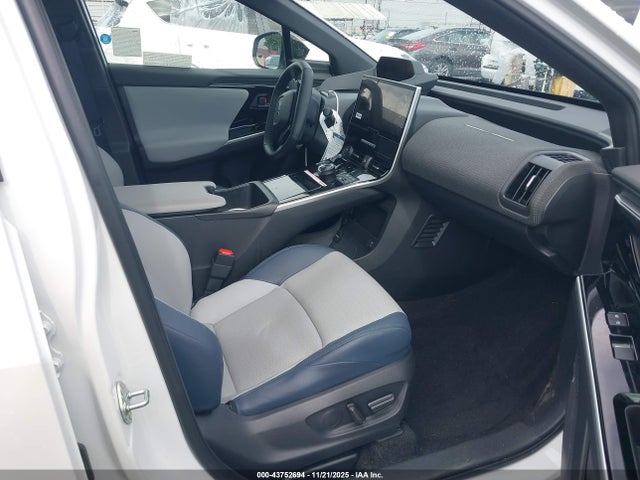 Subaru Solterra Limited 2024 JTMABABA4RA071493 Image 5