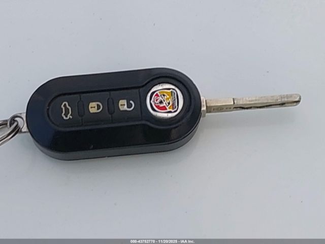 2017 FIAT 500C 3C3CFFJH1HT548000 Photo 10