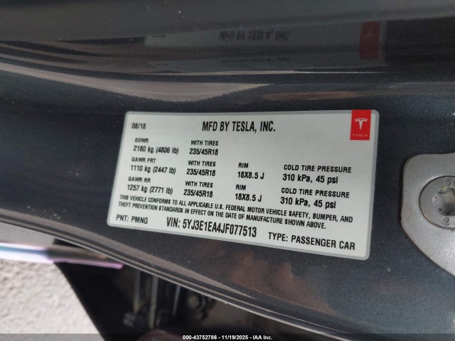 2018 TESLA MODEL 3 5YJ3E1EA4JF077513 Photo 8