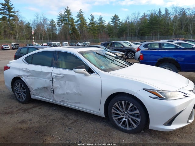 43752801 :رقم المزاد ، 58AD11D10MU002907 vin ، 2021 Lexus Es 250 مزاد بيع