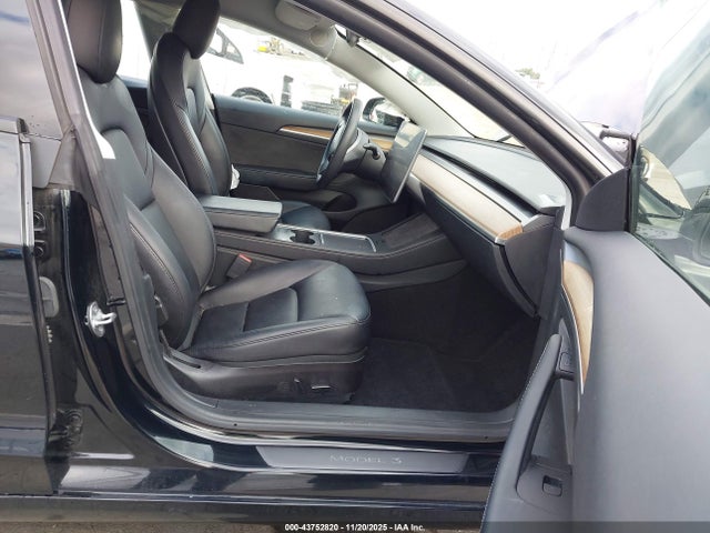 2022 TESLA MODEL 3 5YJ3E1EB6NF275931 Photo 4