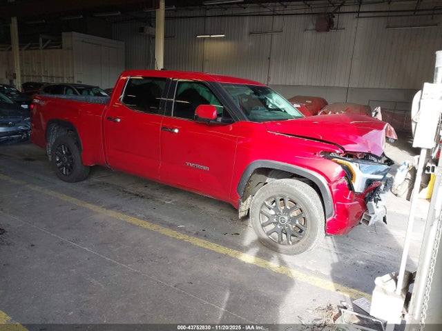 Toyota Tundra Limited 2023 5TFJA5EC6PX010969 главное изображение