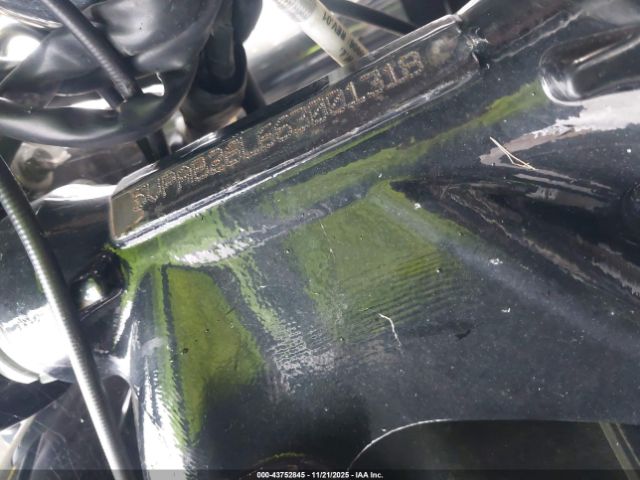 2006 VICTORY MOTORCYCLES VEGAS 5VPAB26L663001318 Photo 9