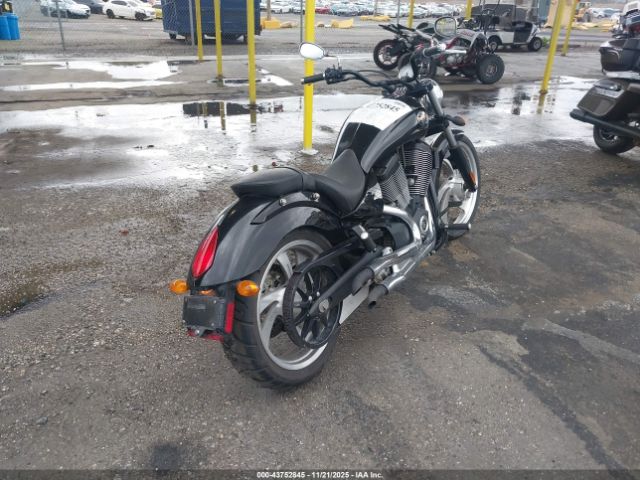 2006 VICTORY MOTORCYCLES VEGAS 5VPAB26L663001318 Photo 3