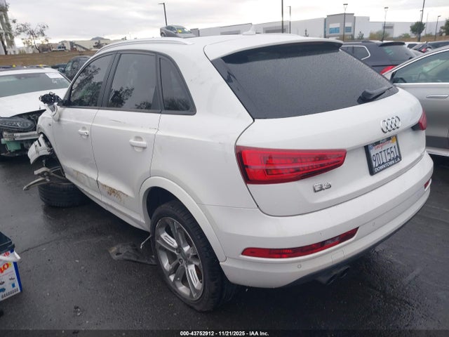 2018 AUDI Q3 WA1BCCFS2JR035401 Photo 2