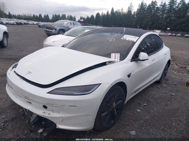2025 TESLA MODEL 3 5YJ3E1EA0SF882233 Photo 1