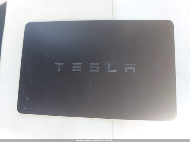 2025 TESLA MODEL Y 7SAYGAEE8SF305441 Photo 10