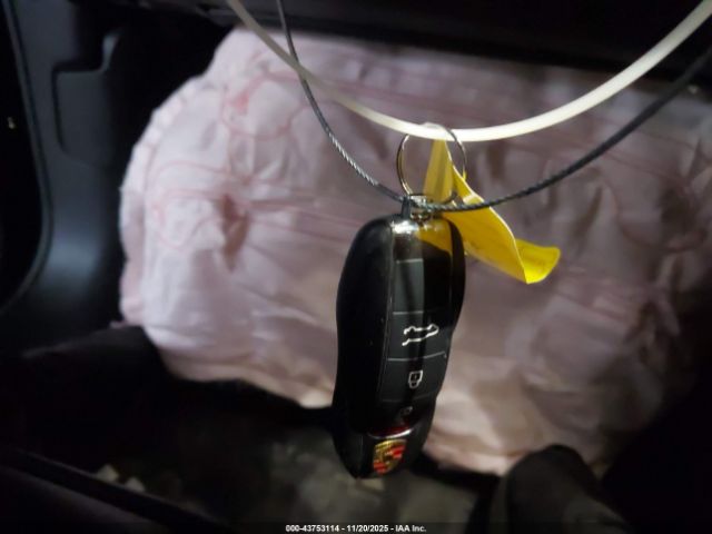 2018 PORSCHE MACAN WP1AG2A56JLB64602 Photo 10