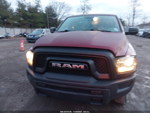 43753136 :رقم المزاد ، 1C6RR7GG6MS587623 vin ، 2021 Ram 1500 Classic Warlock  4x4 6'4 Box مزاد بيع