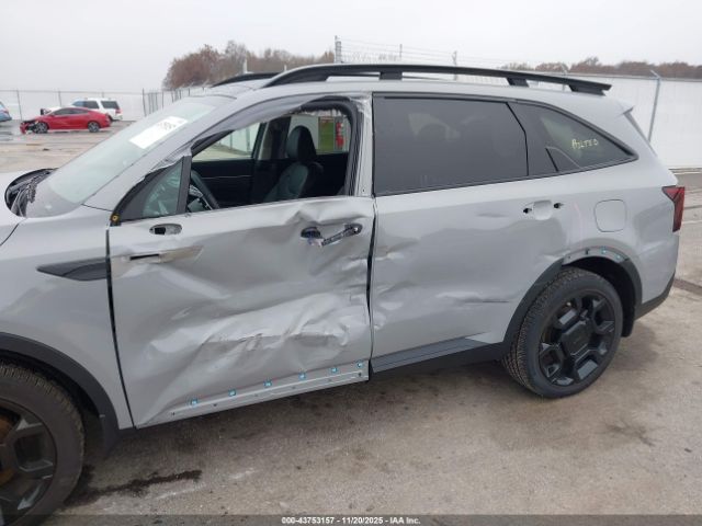 2025 KIA SORENTO 5XYRKDJF8SG389995 Photo 5