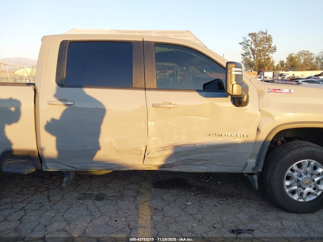 2GC4YNEY6R1184268 Chevrolet Silverado 2500hd 4wd Standard Bed Lt