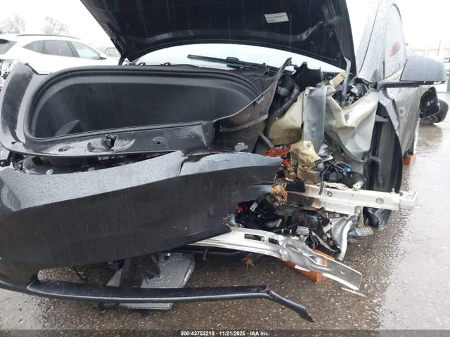 2024 TESLA MODEL Y 7SAYGAEE6RF066918 Photo 5