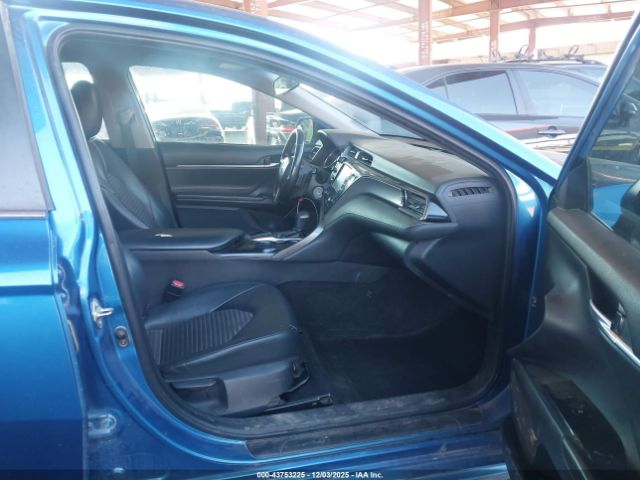 2019 TOYOTA CAMRY 4T1B11HK7KU281559 Photo 4