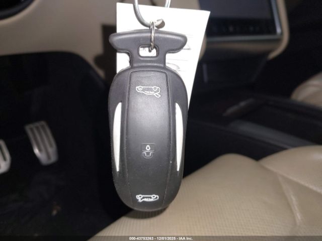 2016 TESLA MODEL X 5YJXCBE48GF030291 Photo 10