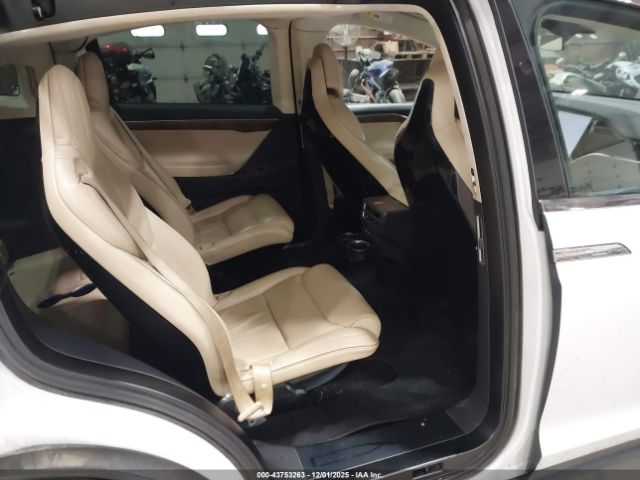 2016 TESLA MODEL X 5YJXCBE48GF030291 Photo 7