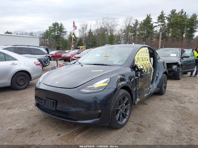 2024 TESLA MODEL Y 7SAYGAEE4RF166905 Photo 1