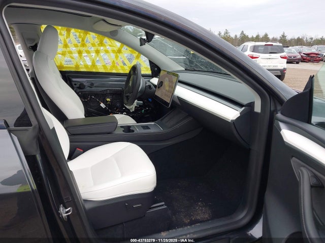 2024 TESLA MODEL Y 7SAYGAEE4RF166905 Photo 4