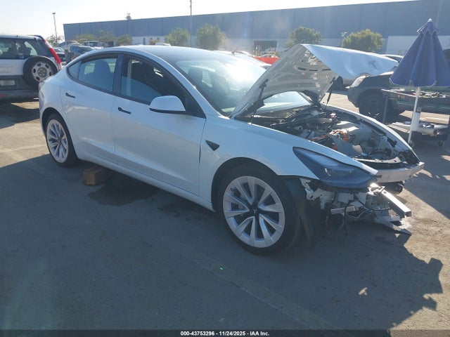 2023 TESLA MODEL 3 5YJ3E1EAXPF562683 Photo 0
