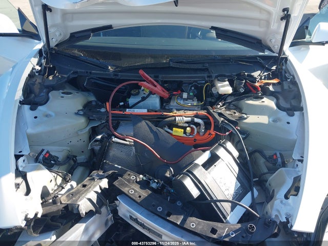 2023 TESLA MODEL 3 5YJ3E1EAXPF562683 Photo 9