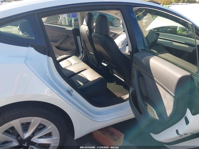 2023 TESLA MODEL 3 5YJ3E1EAXPF562683 Photo 7