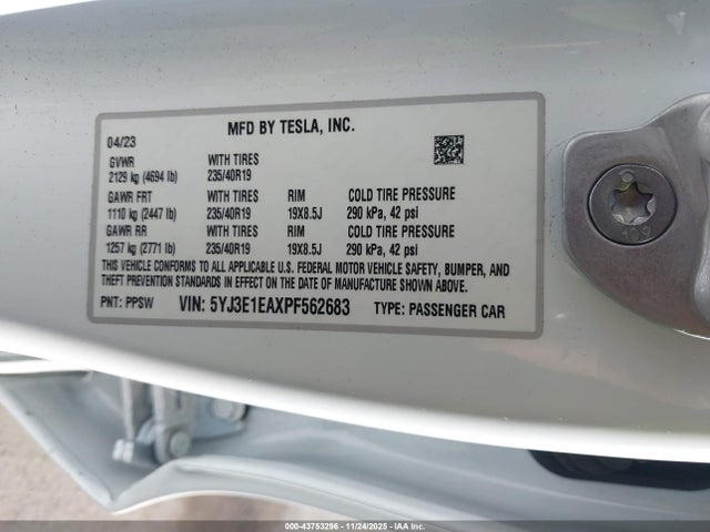 2023 TESLA MODEL 3 5YJ3E1EAXPF562683 Photo 8