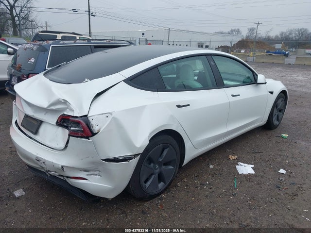 2021 TESLA MODEL 3 5YJ3E1EB9MF992967 Photo 3