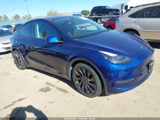 2022 TESLA MODEL Y 7SAYGDEF2NF330172 Photo 0